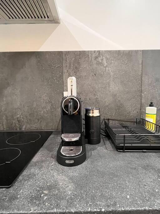 New Ample And Cozy One Bedroom Apt In Brooklyn At Rem-Casa New York Ngoại thất bức ảnh