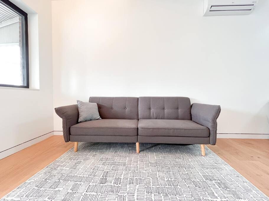 New Ample And Cozy One Bedroom Apt In Brooklyn At Rem-Casa New York Ngoại thất bức ảnh